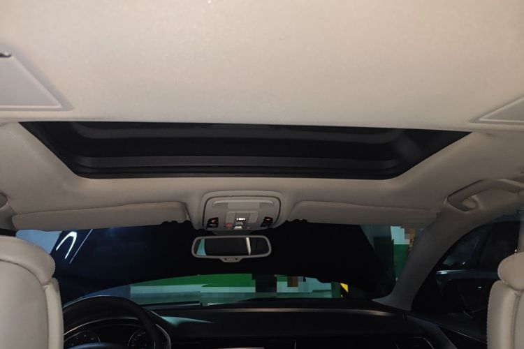 Used Audi A8 2013 A8L 45 TFSI quattro Comfort model