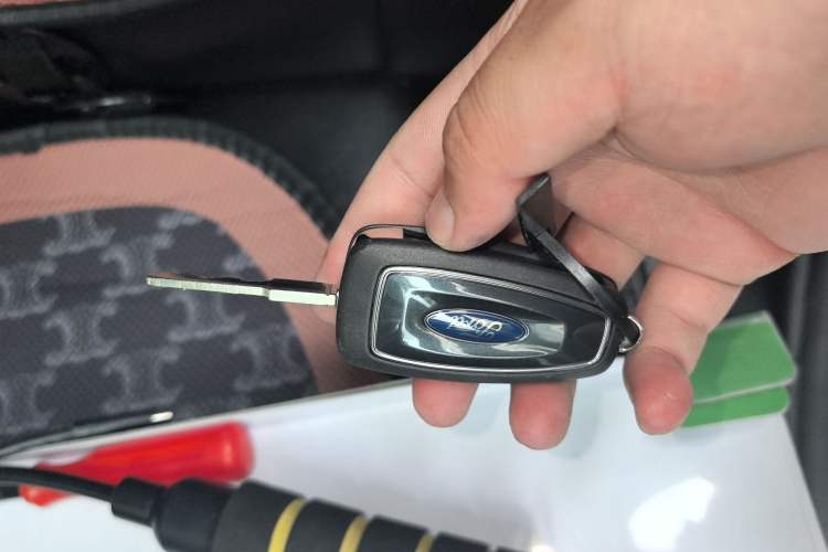 Used Ford Focus 2012 Hatchback 1.6L Automatic Fashion Edition
