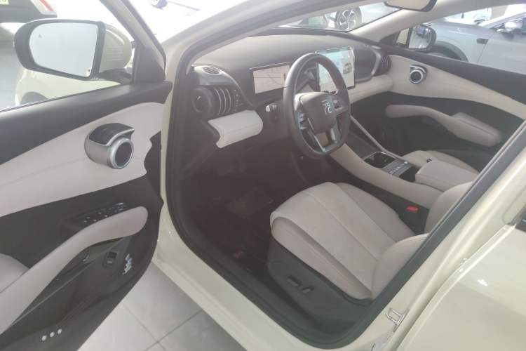 Used BYD Yuan PLUS 2025 Intelligent Driving Version 510 KM Beyond-Grade Edition
