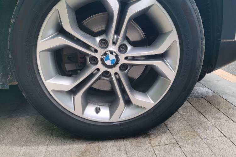 Used BMW X3 2014 xDrive20i Leading Model