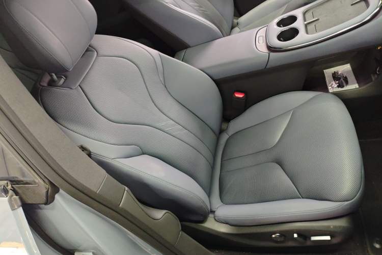 Used XPeng G7 2025 702 Max Right Front Seat