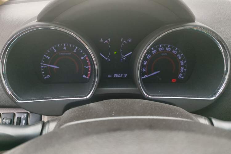 Used Toyota Highlander 2013 2.7L Two-Wheel Drive 7-Seater Zijin Edition
