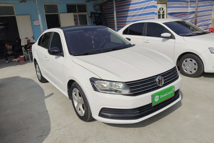 Used Volkswagen Lavida 2018 Classic 1.5L Automatic Fashion Edition China VI Standard Front Right 45 Deg