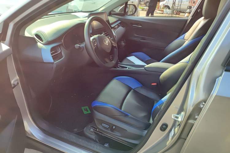 Used Toyota IZOA 2021 Dual-Motor 2.0L Yixiang Edition Left Front Seat