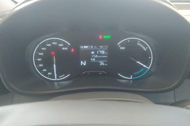 Used Wuling Hongguang New Energy 2024 All-Electric Model 300KM Standard Version
