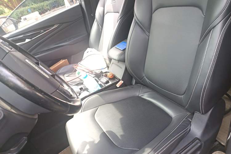 Used SAIC MAXUS EUNIQ 5 2020 1.3T PLUG-IN Elite Edition
