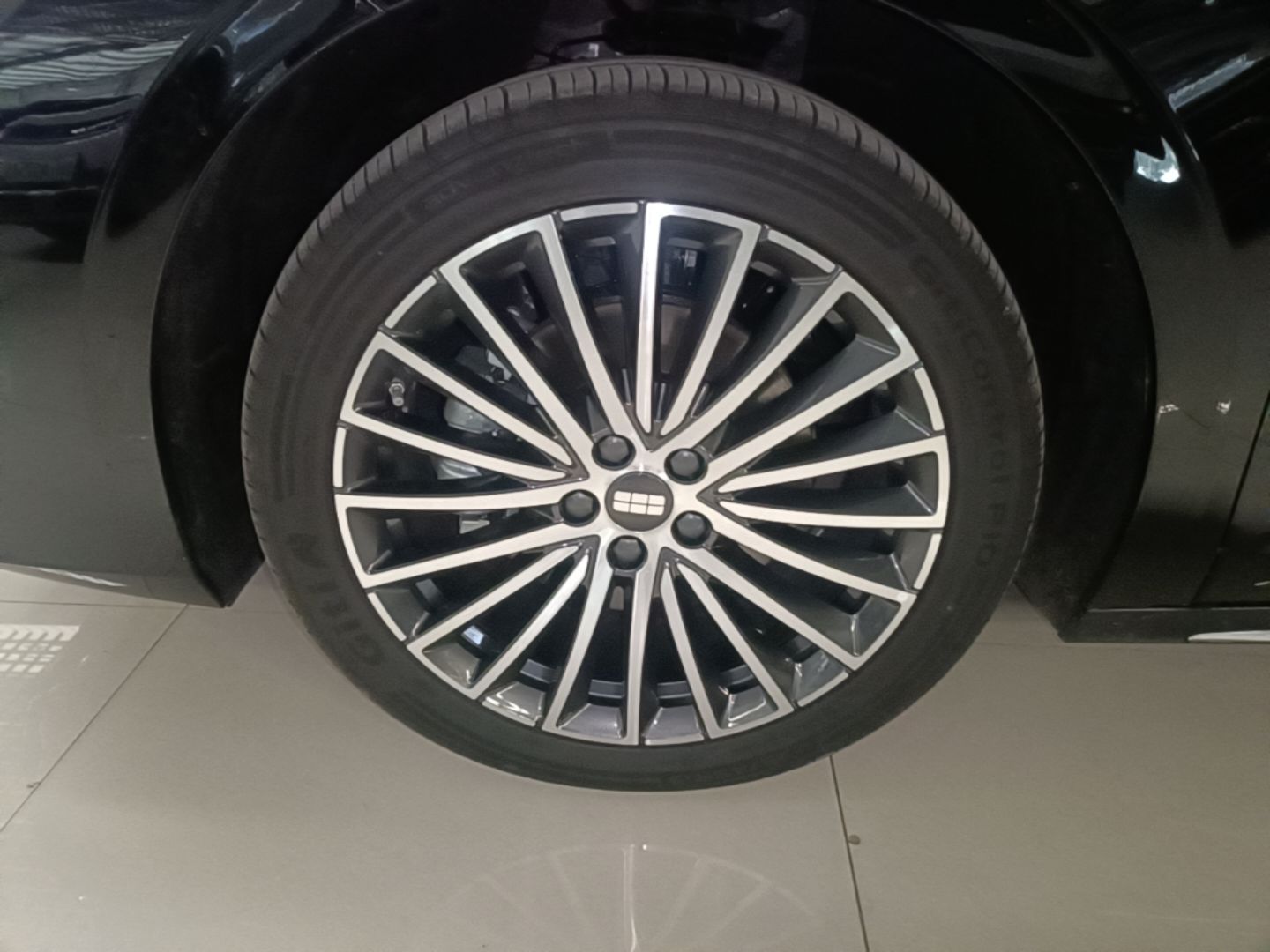 Geely Galaxy Starlight 7 2026 220km Four-Wheel-Drive Exploration+ Edition — снимка 10