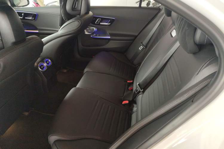 Used Mercedes-Benz C-Class 2025 C 260 L Obsidian Night Sport Edition
