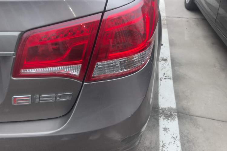 Used BAIC E Series 2013 Sedan 1.3L Manual Lotte Edition