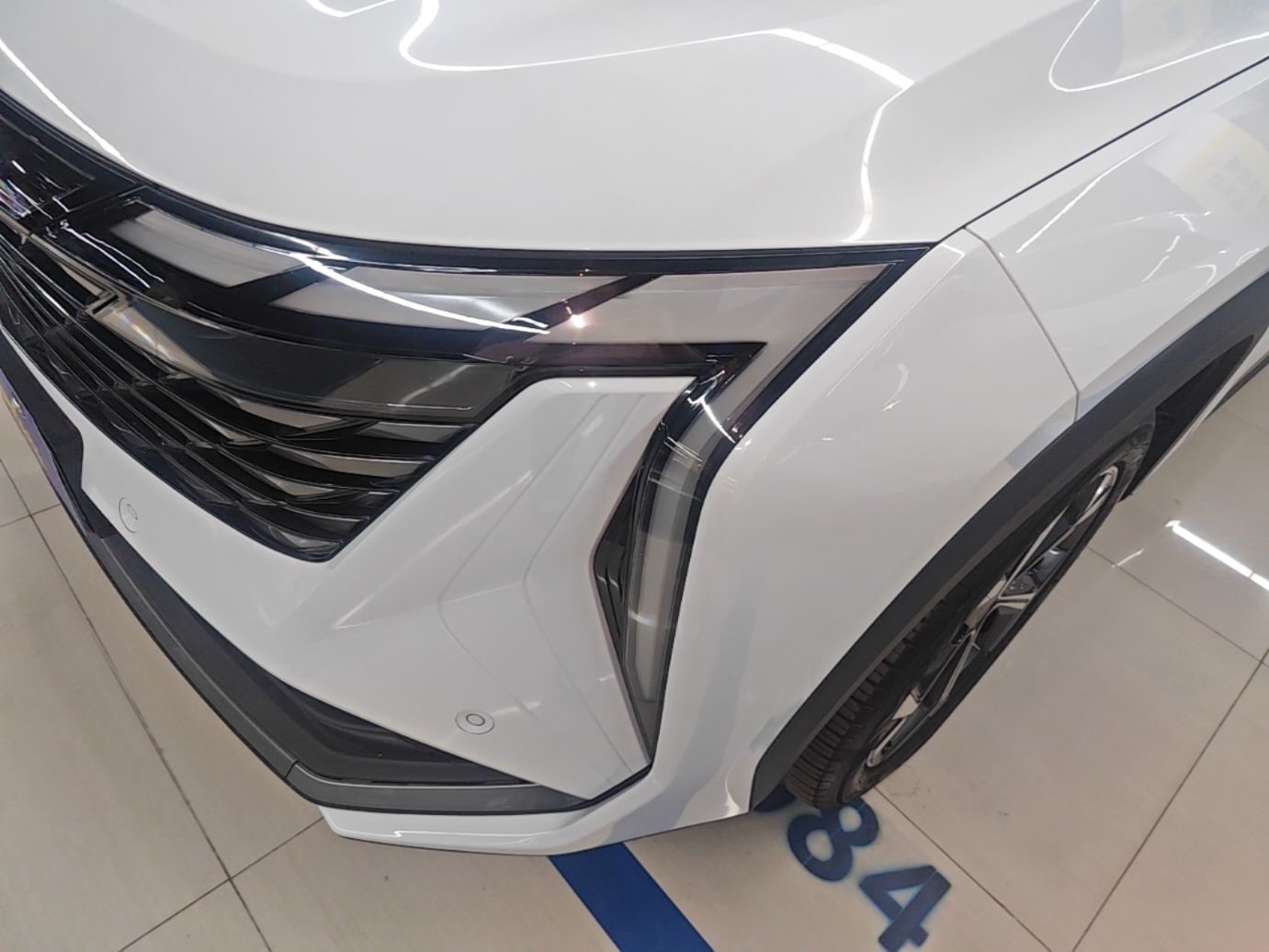 Geely Auto FX11 2023 2.0TD DCT Prestige Edition — снимка 8