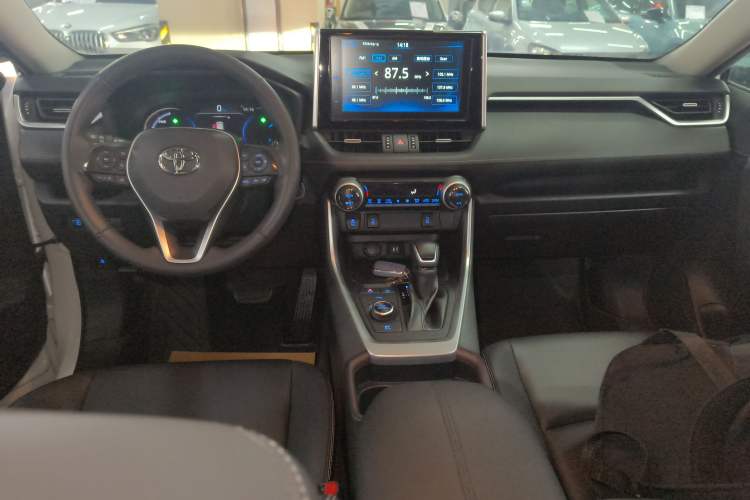 Used Toyota RAV4 2020 Dual-Engine 2.5L E-CVT 4x4 Elite PLUS Edition
