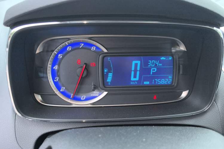 Used Chevrolet Trax 2014 1.4T Automatic Two-Wheel Drive Comfort Version Instrument Cluster