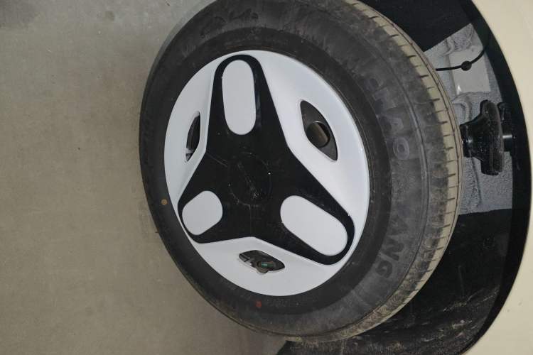 Used Geely Galaxy Panda 2025 210 km – Yuanqi Bear Exterior 4