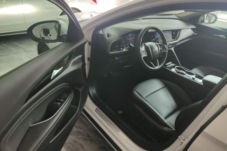 Used Buick Regal 2024 25T Deluxe Edition