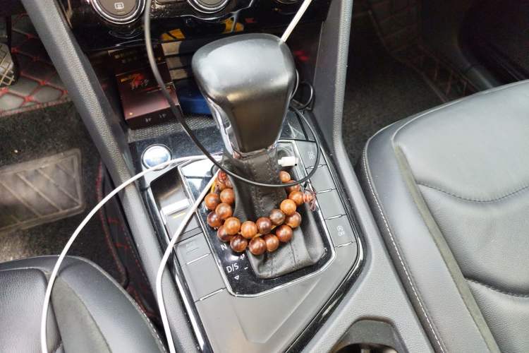 Used Volkswagen Tiguan L 2019 330TSI Automatic Two-Wheel Drive Panoramic Comfort Edition China V Standard