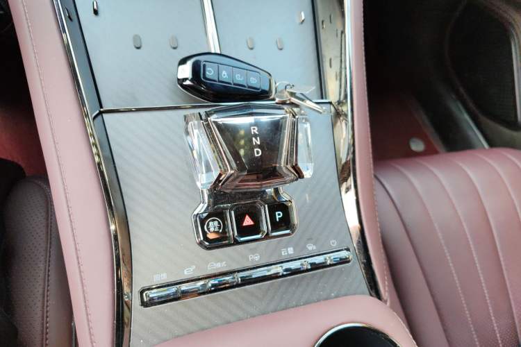 Used Denza Z9GT 2024 630 All-Wheel Drive Pro Version