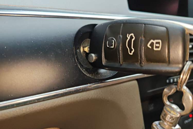 Used Audi A6L 2011 2.4L Technology Edition
