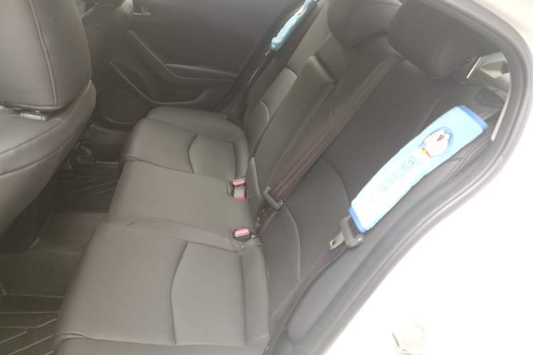 Used Mazda 3 Axela 2017 Sedan 1.5L Automatic Comfort Model Emission Standard China V