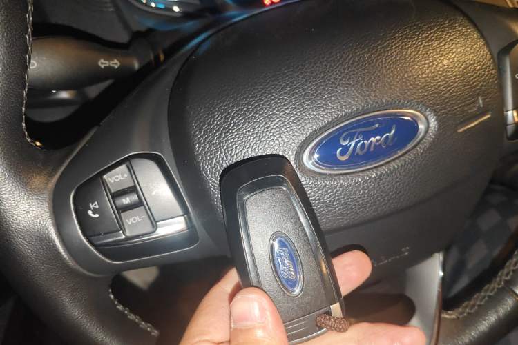 Used Ford Escort 2019 Revised Version 1.5L Automatic Enjoyment Type China VI Standard Vehicle Key