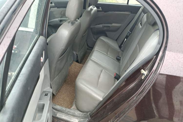 Used Geely Auto Emgrand 2014 Sedan 1.5L Manual Elite Model
