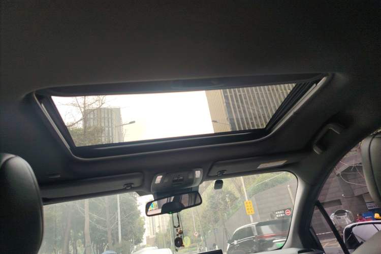 Used Toyota SIENNA 2021 2.5L Hybrid Ultimate Edition