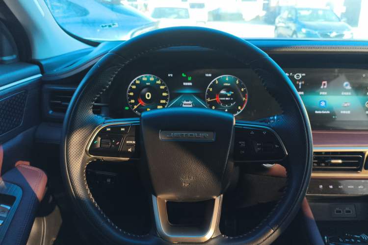 Used JETOUR X90 PLUS 2024 1.6TD DCT Villa PRO 5-Seater
