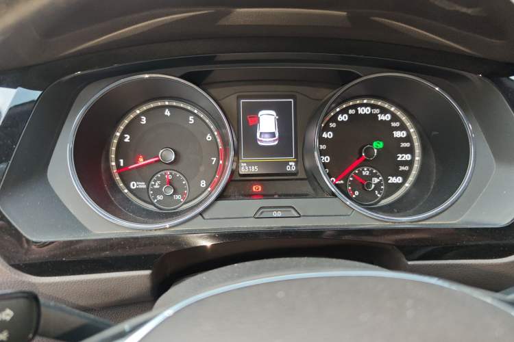 Used Volkswagen Tiguan L 2017 330TSI Automatic Two-Wheel Drive Luxury Edition