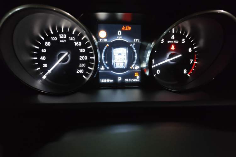 Used Land Rover Discovery 2017 3.0 SC V6 SE Instrument Cluster