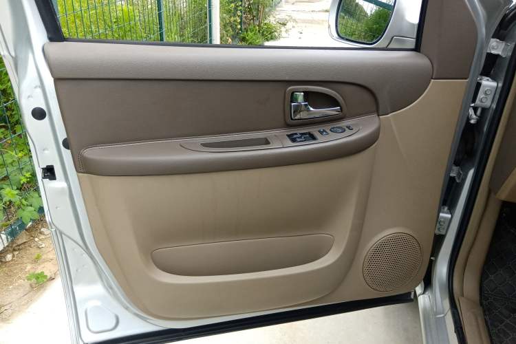 Used Buick GL8 2014 2.4L Classic Edition