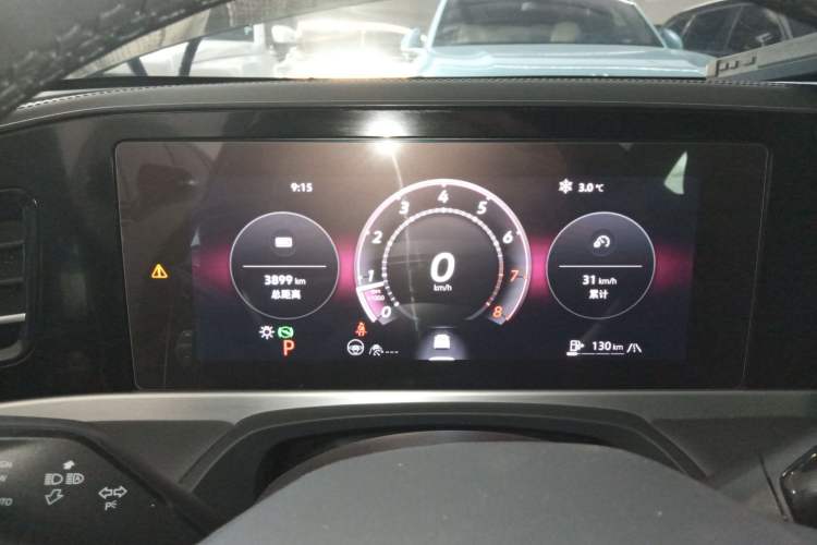 Used Volkswagen Magotan 2024 300TSI DSG Prestige Edition—A Real Eye-Catcher
