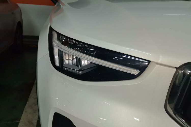 Used Volvo XC40 2023 B3 Zhiyuan Luxury Edition