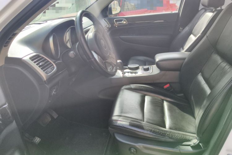 Used Jeep Grand Cherokee 2012 3.6L Comfort Navigation Edition