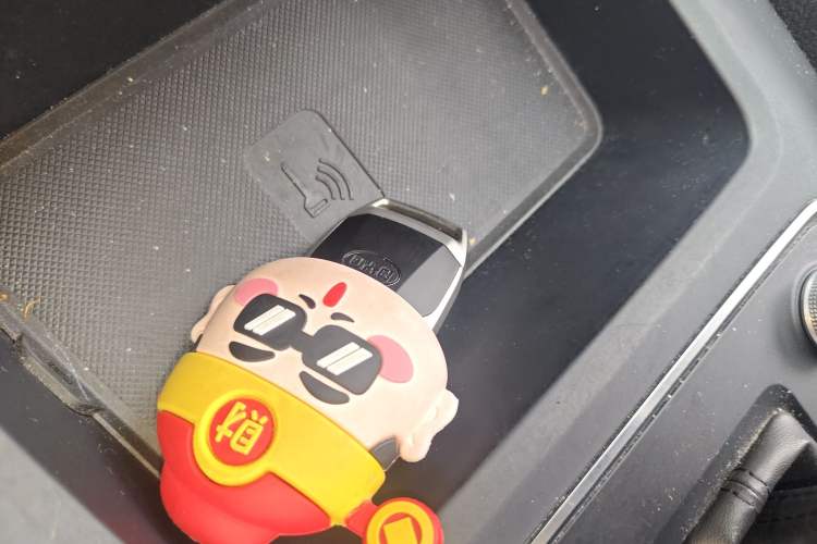 Used BYD Tang 2018 2.0T Automatic SmartConnect Prestige 7-Seater China V Standard
