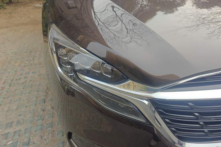 Used Buick GL8 2020 ES Land Cruiser 653T Smart Flagship Model