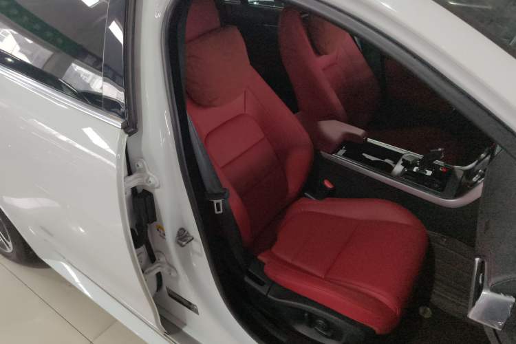 Used Jaguar XEL 2024 2.0T 250 PS R-DYNAMIC S Advanced Sport Edition
