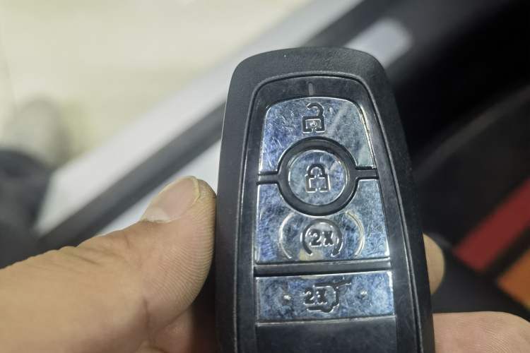 Used Lincoln Corsair 2021 2.0T Two-Wheel Drive Deluxe Edition Vehicle Key