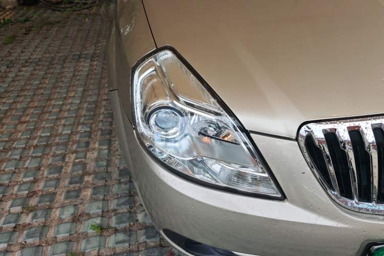 Used Buick Excelle 2013 1.5L Automatic Classic Model
