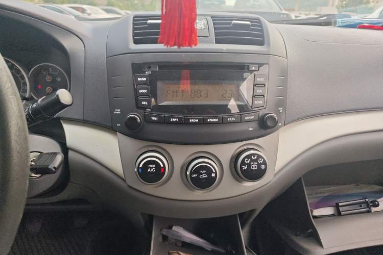 Used CHANGAN Alsvin 2012 Sedan 1.5L Manual Luxury Model Audio And AC Panel