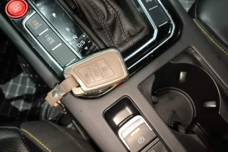 Used Volkswagen FAW-Volkswagen CC 2024 380TSI Striking Edition
