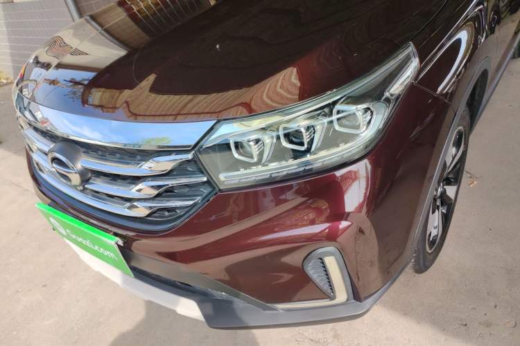 Used GAC Trumpchi GS4 2018 235T Automatic Two-Wheel-Drive Supreme Edition Left Front Headlight