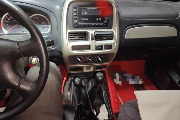 Used Nissan Paladin 2013 2.4L Four-Wheel Drive Standard Version China IV Standard
