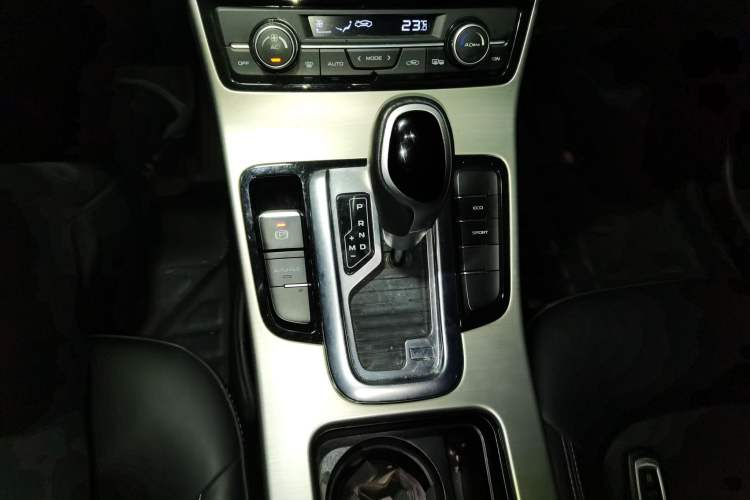 Used Geely Auto Emgrand GL 2017 1.3T DCT Elite Model
