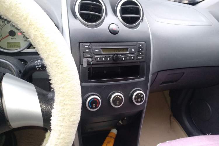 Used Haima Qubit 2012 1.3L Manual Cool Edition