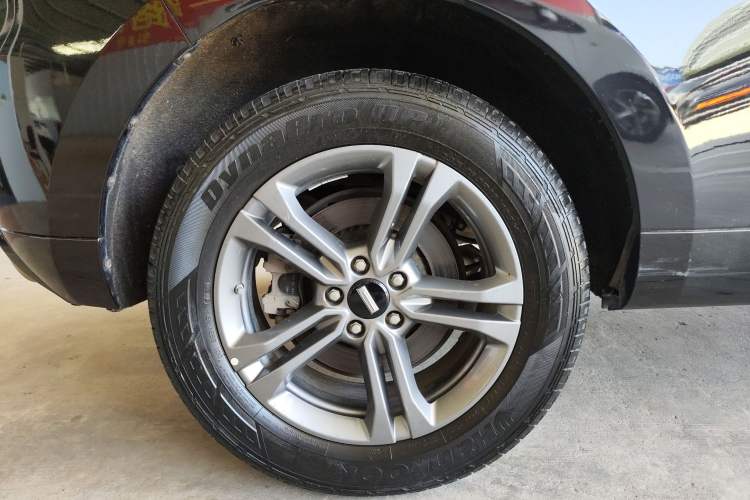 Used Wey VV5 2019 2.0T Two-Wheel-Drive Ultimate Edition
