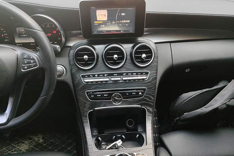 Used Mercedes-Benz C-Class 2017 Restyled C 180 L Fashion Edition Sport Version
