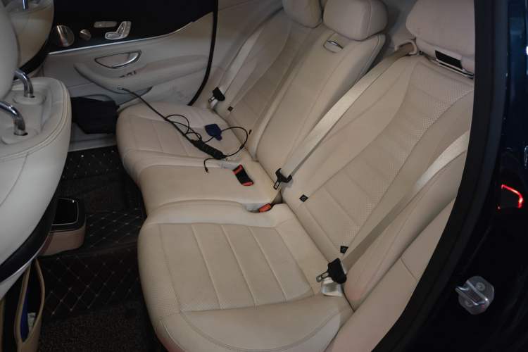 Used Mercedes-Benz E-Class 2022 E 300 L Sport Luxury Edition Left Rear Seat