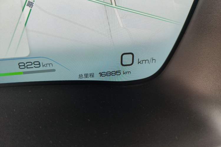 Used BYD Song PLUS New Energy 2025 DM-i 75KM Luxury Model Odometer Close Up