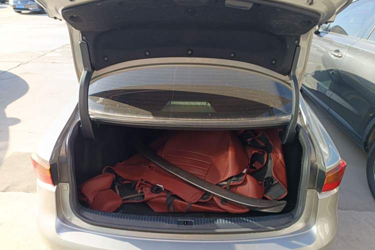 Used Lexus IS 2017 300 Leading Edition
