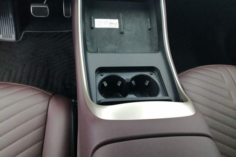 Used Avatr 11 2022 Long-Range Dual-Motor Luxury Edition 4 Seats