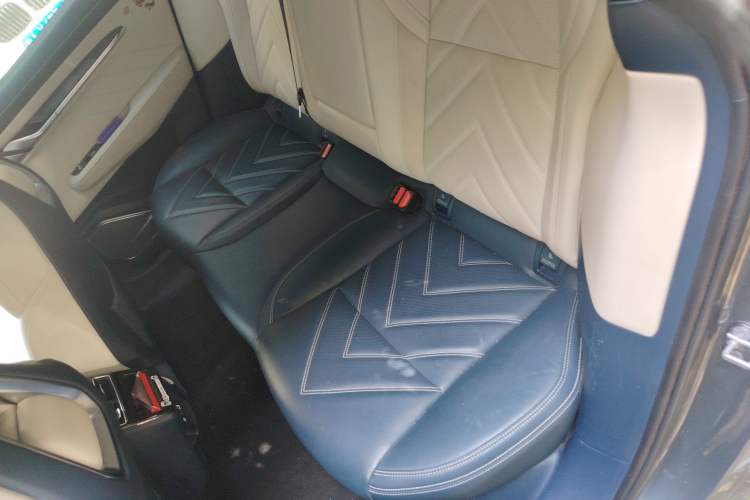 Used Zeekr 001 2021 Ultra-Long Range Single-Motor WE Edition Left Rear Seat